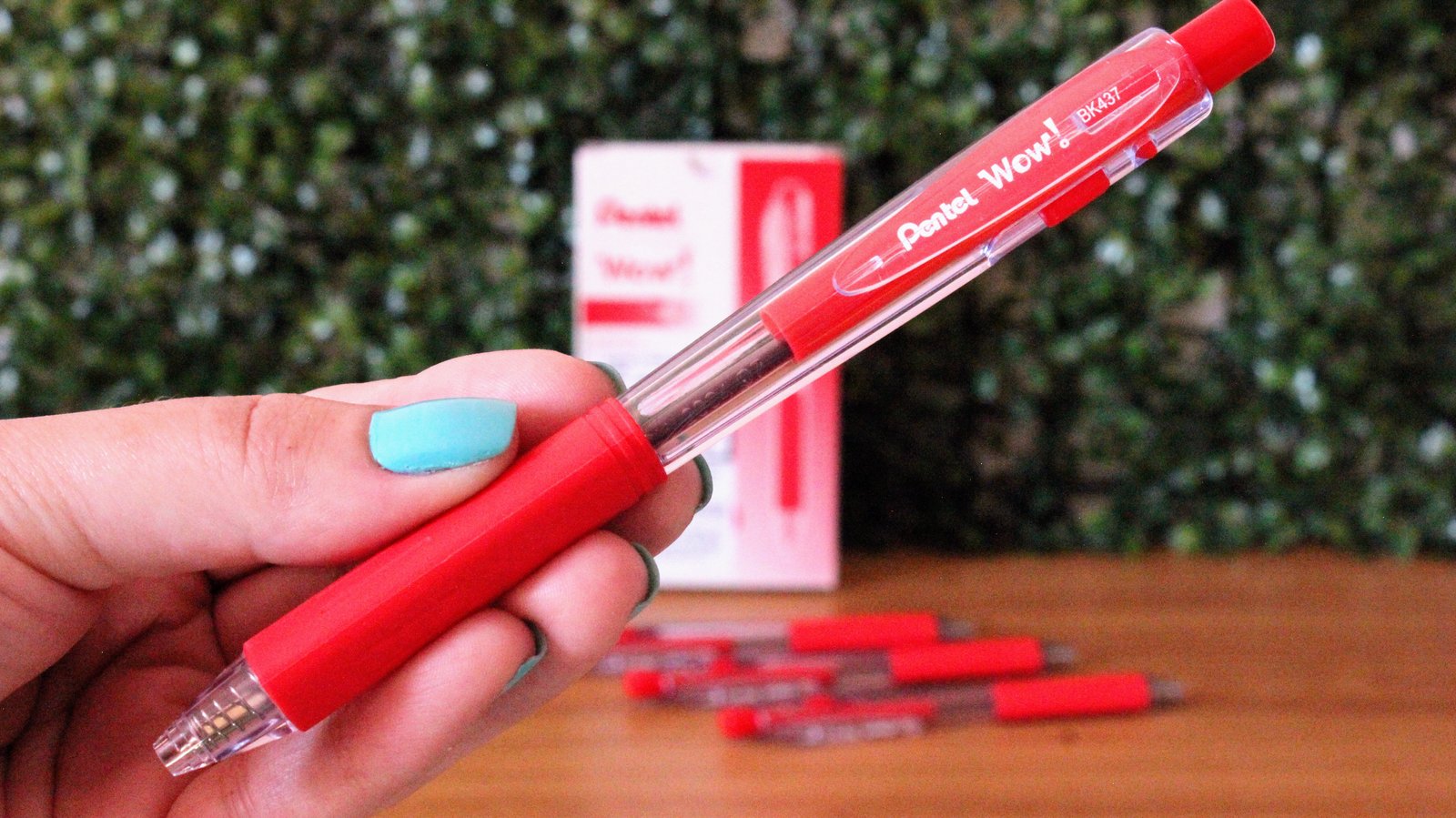 CANETA ESFEROGRÁFICA RETRATIL 0.7MM WOW  - PENTEL - VERMELHO